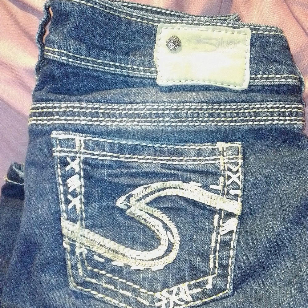 Clothing - Picture 3 of 3